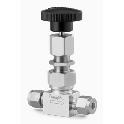 Swagelok Tube Fitting, Stainless Steel Medium Flow High Pressure (5000 psig {344 bar}) Metering Valve, 1/4 in.